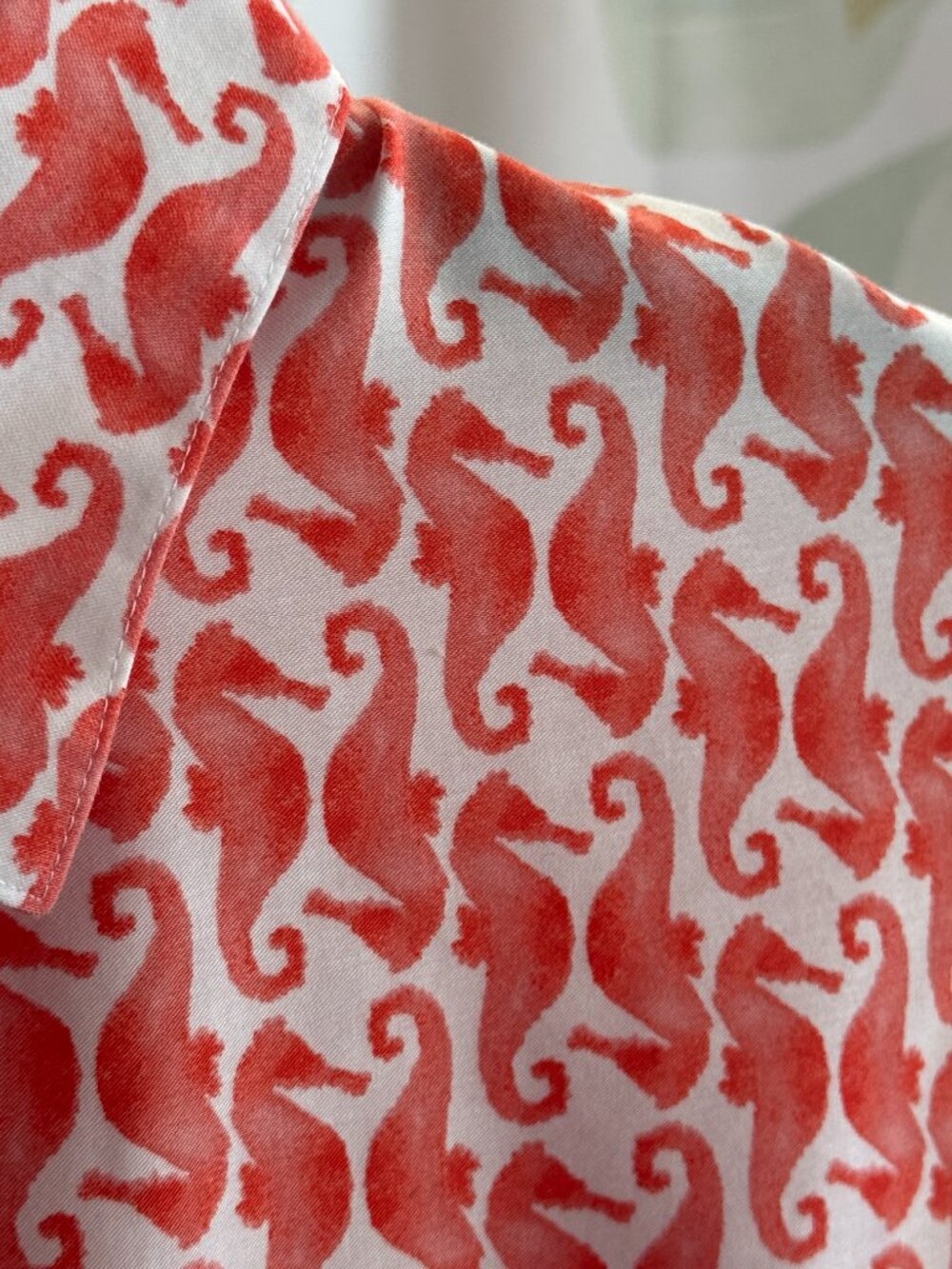 Chico’s Seahorse Print Button Front Blouse Size 1 Medium - Picture 2 of 3
